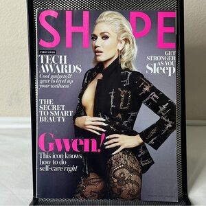 Shape Magazine Gwen Stefani Music Icon November 2019 Best In Tech Issue